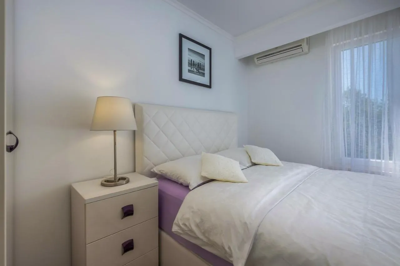 Adriatic Dream - Luxury Apartment & Private Pool Only For You 茨里克韦尼察