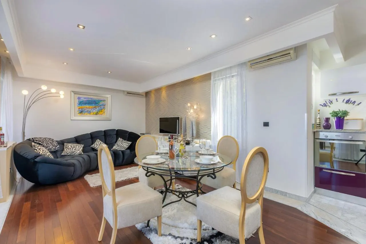 Adriatic Dream - Luxury Apartment & Private Pool Only For You 茨里克韦尼察 克罗地亚
