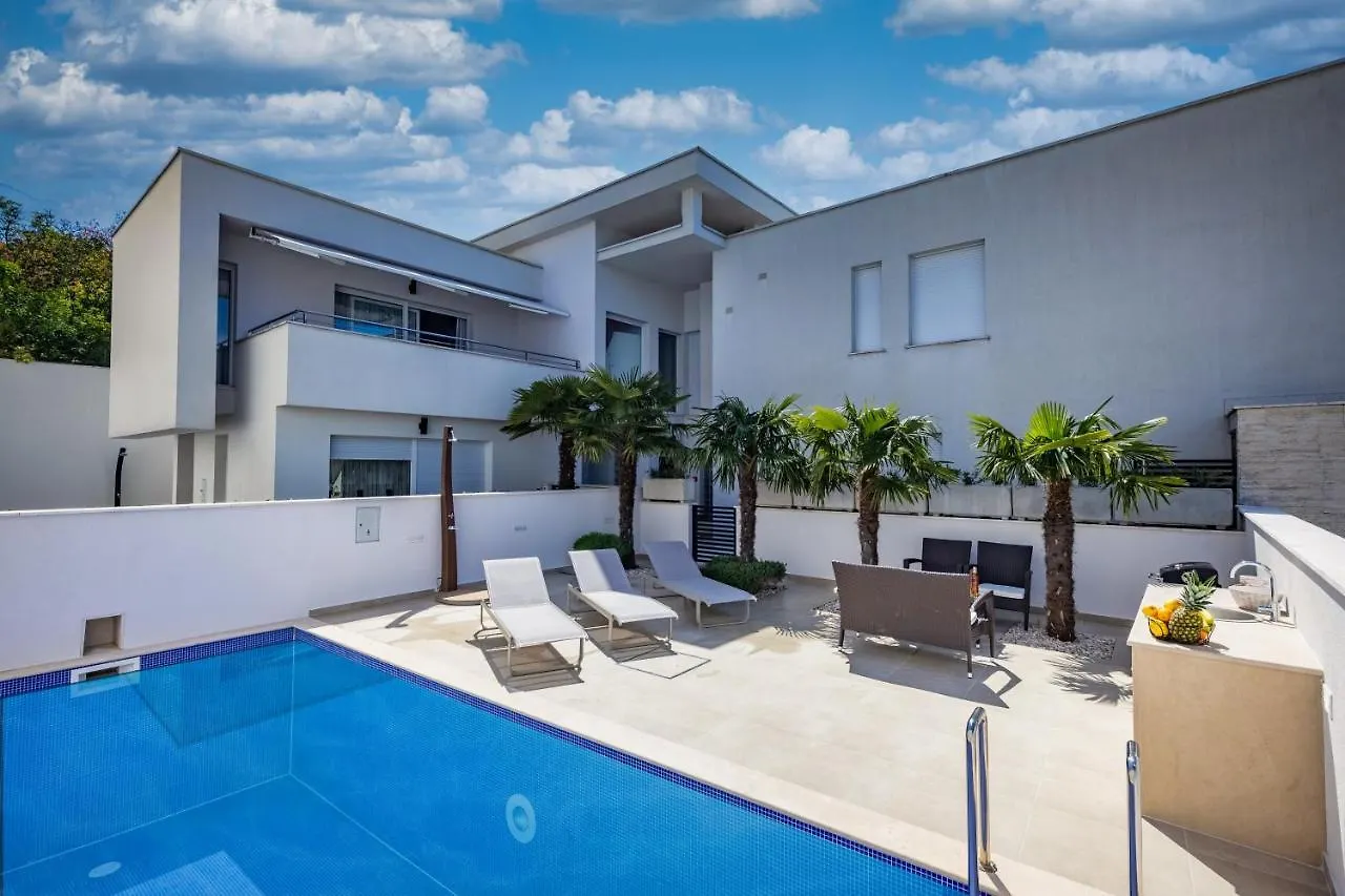 Adriatic Dream - Luxury Apartment & Private Pool Only For You 茨里克韦尼察